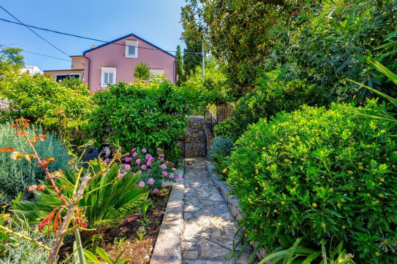 Apartments Nautica, Mali Losinj Exterior photo