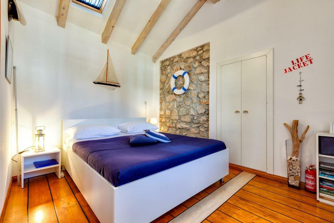 Apartments Nautica, Mali Losinj Exterior photo