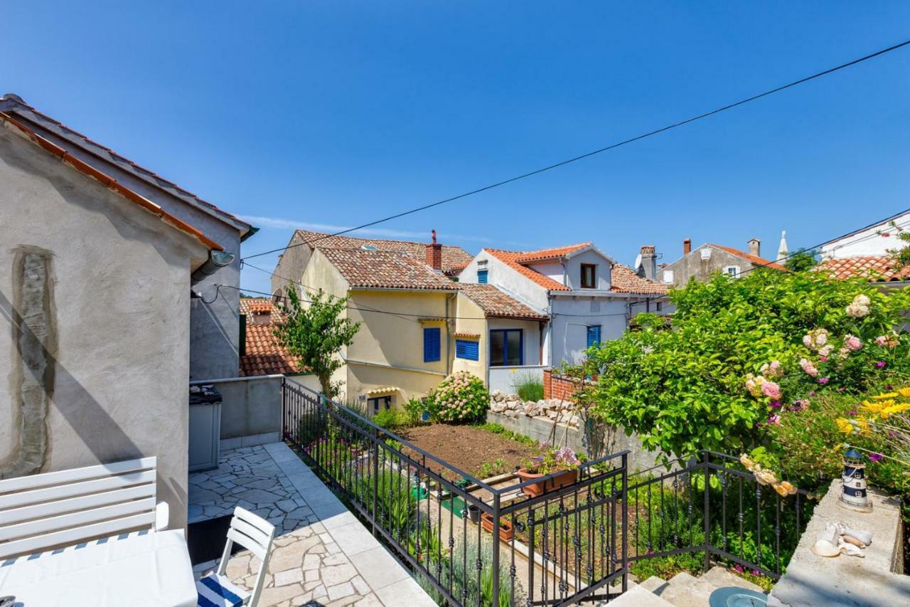 Apartments Nautica, Mali Losinj Exterior photo