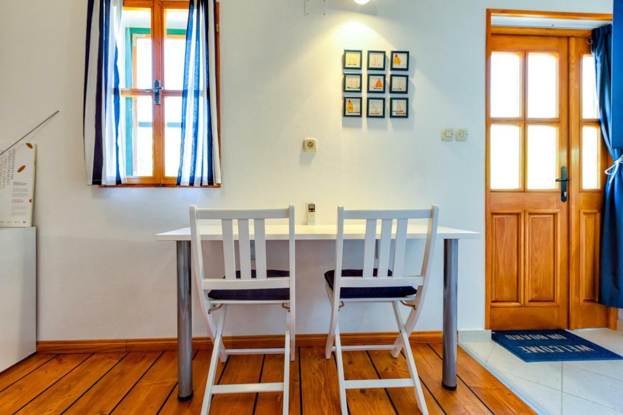 Apartments Nautica, Mali Losinj Exterior photo