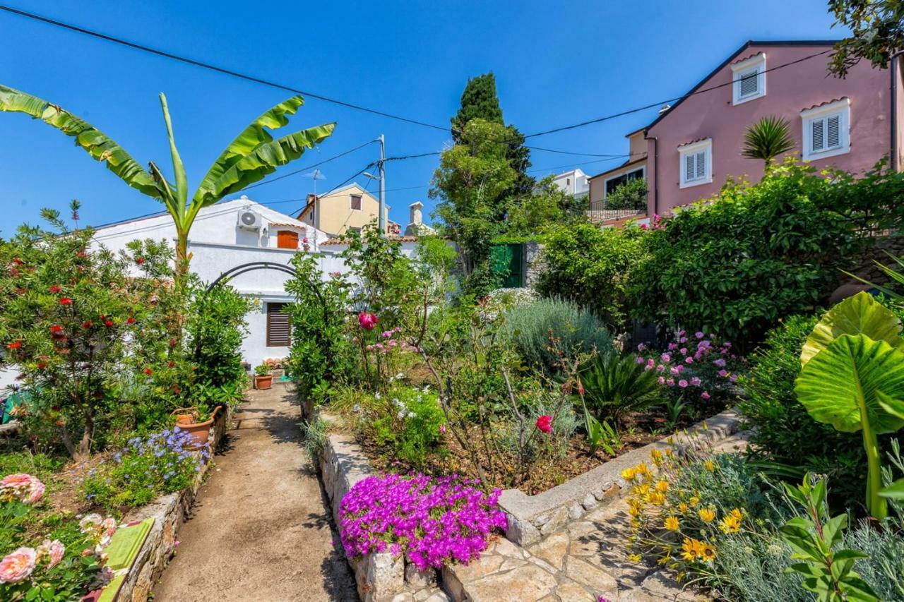 Apartments Nautica, Mali Losinj Exterior photo