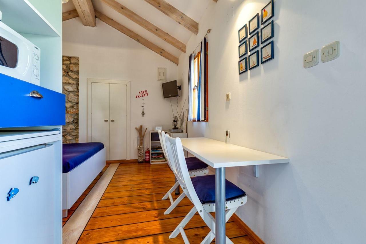 Apartments Nautica, Mali Losinj Exterior photo